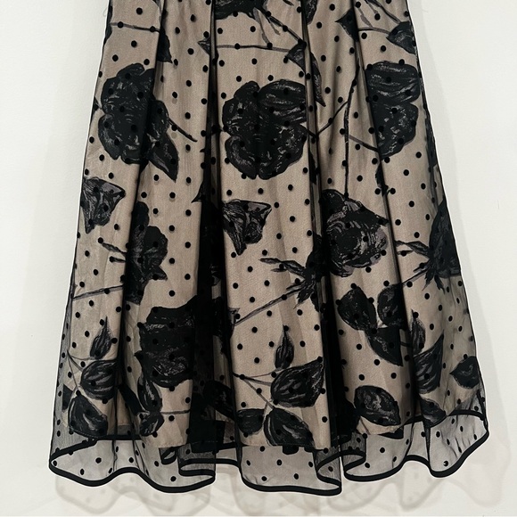 Eliza J Women’s Sz 4 Swiss Dot Floral Mesh Overlay Fit & Flare Dress Black - Picture 5 of 12